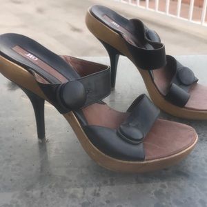 JLo heels